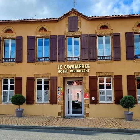 Hotel Restaurant Du Commerce Estang Exteriör bild